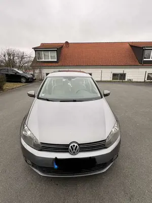 Volkswagen Golf 2.0 TDI DPF Edition Bild 2