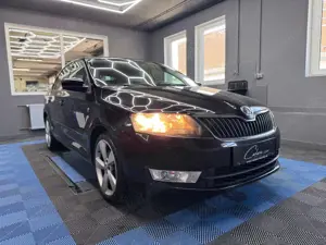 Skoda Rapid/Spaceback Rapid Elegance*SHZ*PDC*Tempo*Service+TÜV neu