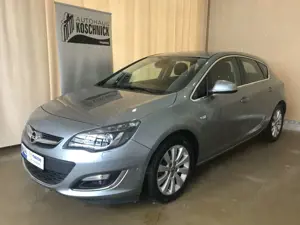 Opel Astra J 1.6 SIDI TURBO EXKLUSIV ALLWETTERREIFEN NAVI
