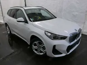 BMW iX1 30 xDrive M Sport