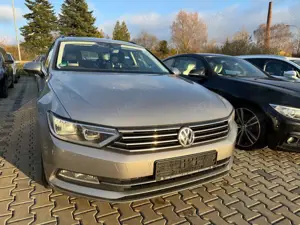 Volkswagen Passat Variant PASSAT VARIANT 2.0 TDI,KLIMAAUT,NAVI,PDC,ALU,1.HD