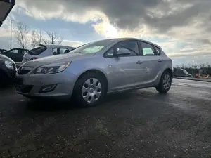 Opel Astra 1.6 Selection Bild 3