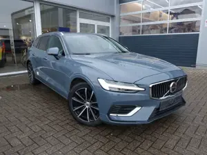 Volvo V60 Recharge T6 AWD Core/AHK/BLIS/CAM/Carplay Bild 5