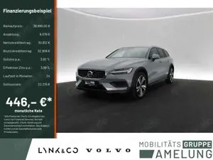 Volvo V60 Cross Country B4 Plus AWD AHK LED PANO