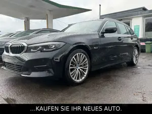 BMW 330 e Touring Advantage