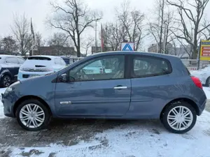 Renault Clio III Initiale AUTOMATIK Bild 2