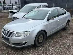 Volkswagen Passat 2.0 FSI Highline | Leder, Navi, Klimaautomatik