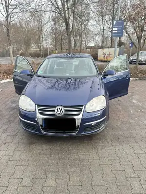 Volkswagen Jetta 2.0 FSI Automatik Comfortline