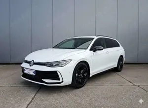 Volkswagen Passat Variant 2.0 TDI R-Line Black Style AHK Navi Max HeadUp VZE