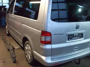 Volkswagen T5 Multivan Transporter T5 TDI Comfortline Bild 3