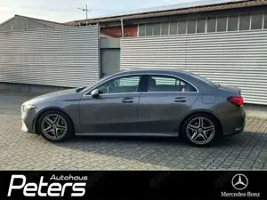 Mercedes-Benz A 220 A 220 d Lim. AMG Line 4M Distr./Multibeam/Kamera Bild 3