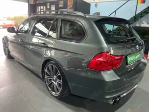 BMW 330 i*AUTOMATIK*XENON*18 ZOLL*NAVI*PDC*TÜV NEU Bild 4