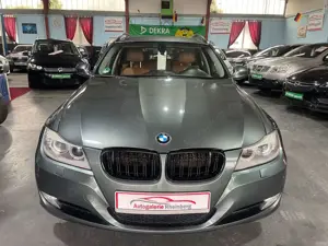 BMW 330 i*AUTOMATIK*XENON*18 ZOLL*NAVI*PDC*TÜV NEU Bild 2