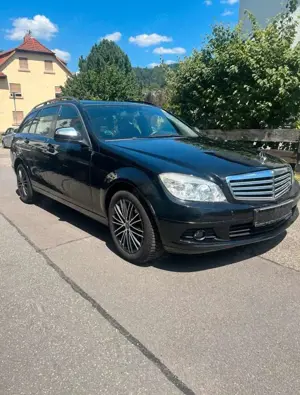 Mercedes-Benz C 180 T Kompressor Classic Bild 2