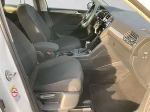 Volkswagen Tiguan Allspace 1.5 TSI DSG LIFE LED PDC DAB+ KL Bild 4