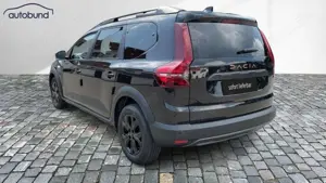 Dacia Jogger 1,0 TCe 110 Extreme 7- Sitzer Alu Bild 2