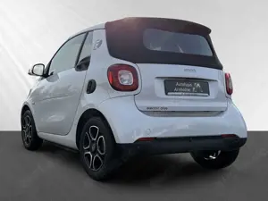 smart forTwo fortwo Cabrio Electric Drive EQ Passion+SHZ+PDC+ Bild 4