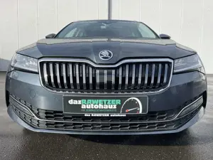 Skoda Superb Combi 2.0 TDI DSG Style 150€ m.20% Anz. Premium Bild 3