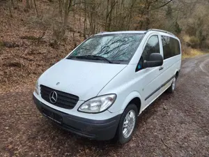 Mercedes-Benz Vito 111 CDI lang 9 Sitzer AHK