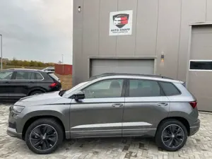 Skoda Karoq Karoq 1.5 TSI ACT DSG Sportline Bild 2