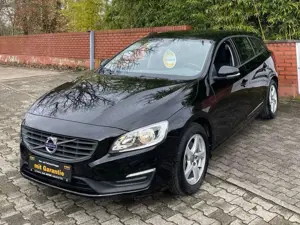 Volvo V60 Kinetic // Garantie // 2-Hand // Inspektion neu //