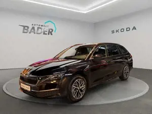 Skoda Octavia Combi Matrix AHK ACC 2.0 TDI 110 kW Tour