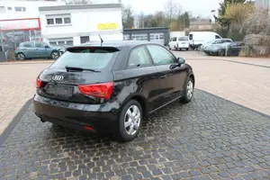 Audi A1 Attraction/Alu/Klima/Tüv NEU. Bild 4
