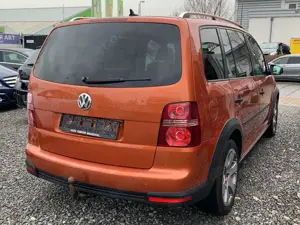 Volkswagen Touran Touran Diesel 2.0 TDI Highline. Automatik Bild 5