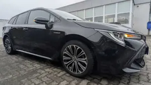 Toyota Corolla Corolla Touring Sports Hybrid 1.8 Hybrid Touring Sports Team Deutschland