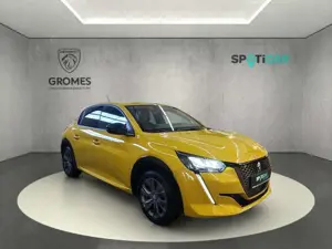 Peugeot 208 e- Allure Pack 136 Navi LED ACC Digitales Cockpit