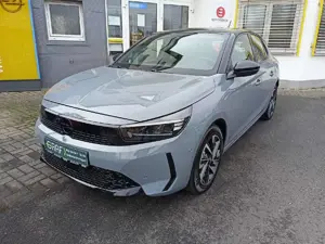Opel Corsa GS *AT8*ParkGo+*ActivDrive*SiLeHZ*LM*