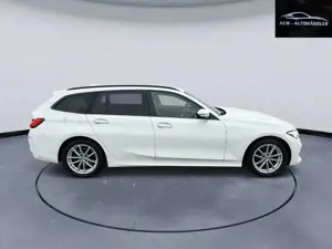 BMW 318 d Touring, Automatik,LED,AHK,Carplay,Widescreen Bild 5
