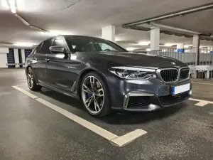 BMW M550 Standheizung*Ferngest. Parken*ACC*Massage*360° Kamera