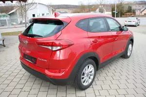 Hyundai TUCSON 1.6 blue Passion 2WD Bild 5