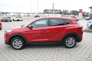 Hyundai TUCSON 1.6 blue Passion 2WD Bild 2