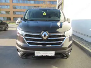 Renault Trafic Blue dCi 150 Spaceclass Bild 2