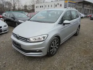Volkswagen Touran Highline BMT 2.0 TDI DSG ~ Gepflegt ~