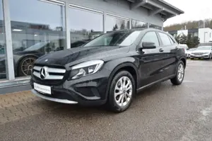 Mercedes-Benz GLA 180 SPORT*CAM*SHT*ALU*KLIMA*AHK*EURO6*