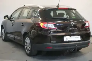 Renault Megane 1.5 dCi Paris Automatik AHK StzHzg Kamera Bild 3