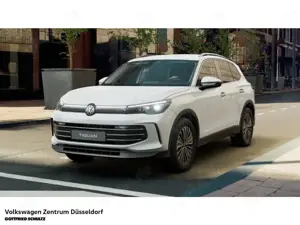 Volkswagen Tiguan Elegance 2 0 l TDI DSG 110 kW AHK IQ-Drive/ Infota