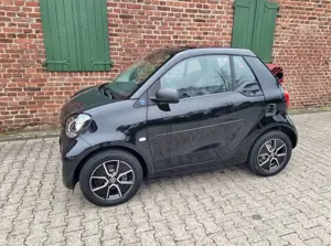 smart forTwo CABRIO EQ*PASSION*1.H*MY2022*BAT-ZERTIFIKAT*18TKM* Bild 2