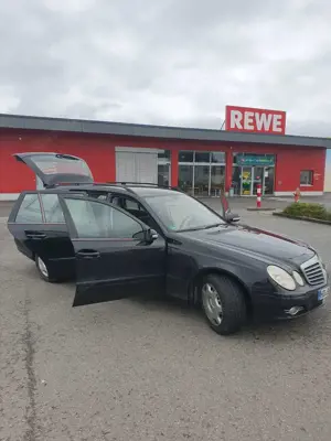 Mercedes-Benz E 280 E-Klasse T-Modell Diesel T CDI Classic DPF Sport Edition AMG