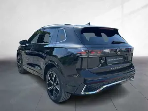 Volkswagen Tiguan R-Line 1,5 eHybrid DSG *AHZV PANO LEDER* Bild 2