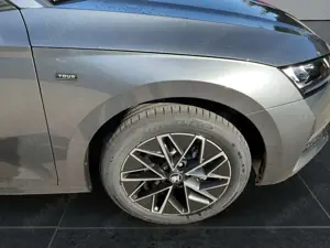 Skoda Octavia Combi Tour 2,0 TDI 110 kW 7-Gang-DSG Bild 5