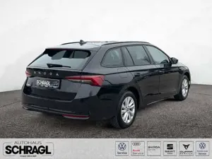 Skoda Octavia Combi 2.0 TDI DSG SELECTION+AHK+NAVI+ACC Bild 5