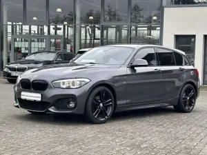 BMW 120 120 i Edition M Sport Shadow / Speed-Limit Info