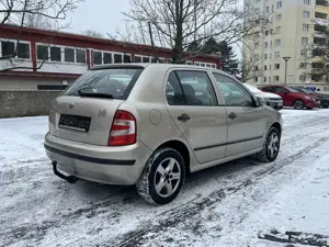 Skoda Fabia 1.4 16V Combi Classic *TÜV NEU*KLIMA*ALU* Bild 4