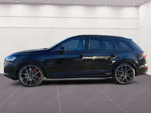 Audi SQ7 comp. plus TFSI quattro tiptr. PANO MATRIX BO 22 Bild 5