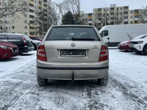 Skoda Fabia 1.4 16V Combi Classic *TÜV NEU*KLIMA*ALU* Bild 5