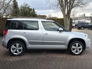 Skoda Yeti 1.4 TSI Ambition Skoda Serviceheft SHZ PDC Bild 2